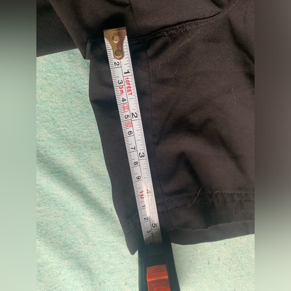 Old Navy Active Stretchtech Black Athletic Shorts with Pockets Size Large - Picture 5 of 9